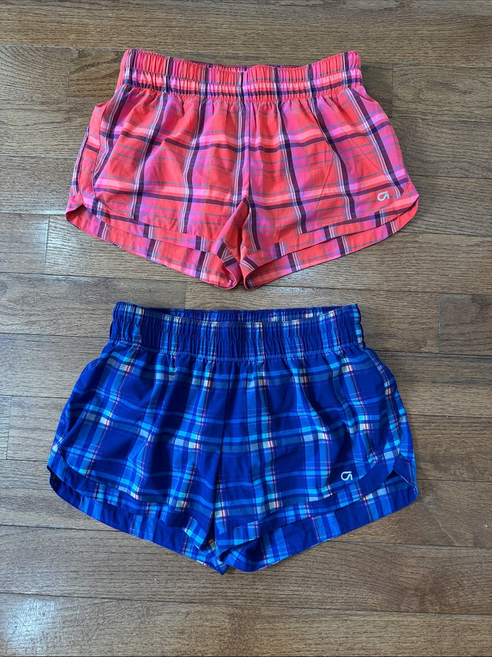 GAP XS Women's Athletic Plaid Shorts - Coral Red/Pink & Royal Blue
